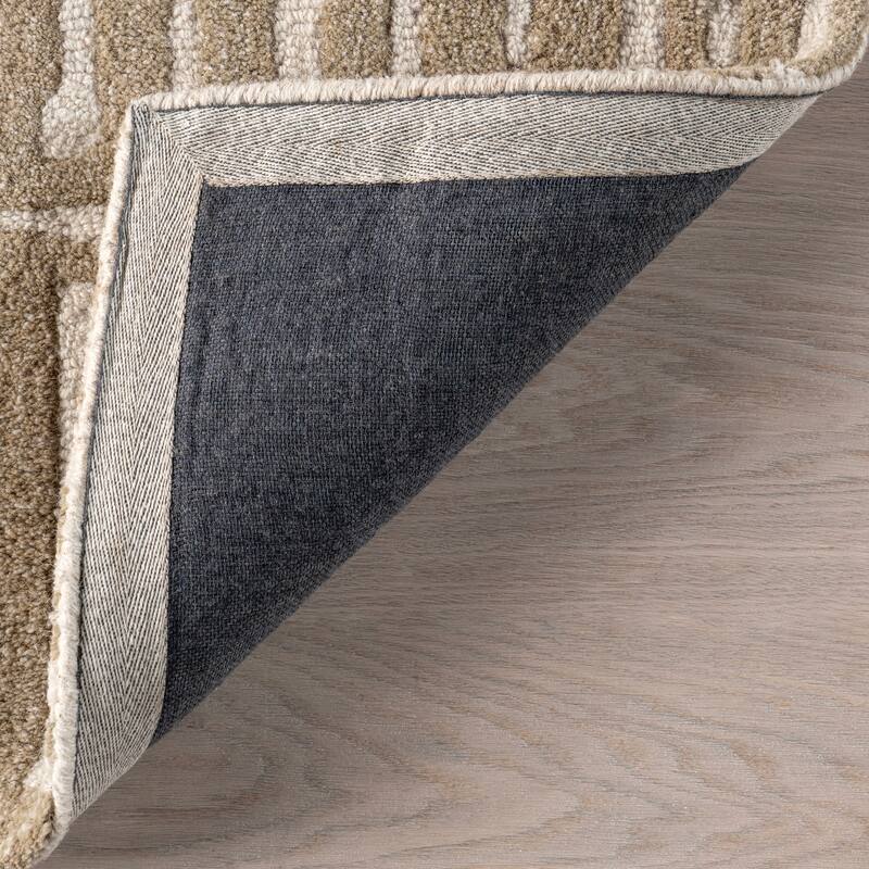 Nuloom Kamala Geometric High-Low Wool Area Rug