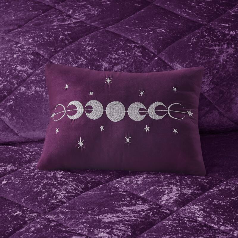 Intelligent Design Isabel Velvet Comforter Set