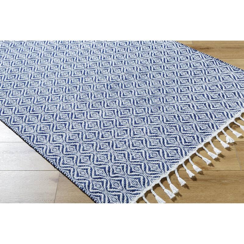 Livabliss Peony Cottage Medallion Area Rug