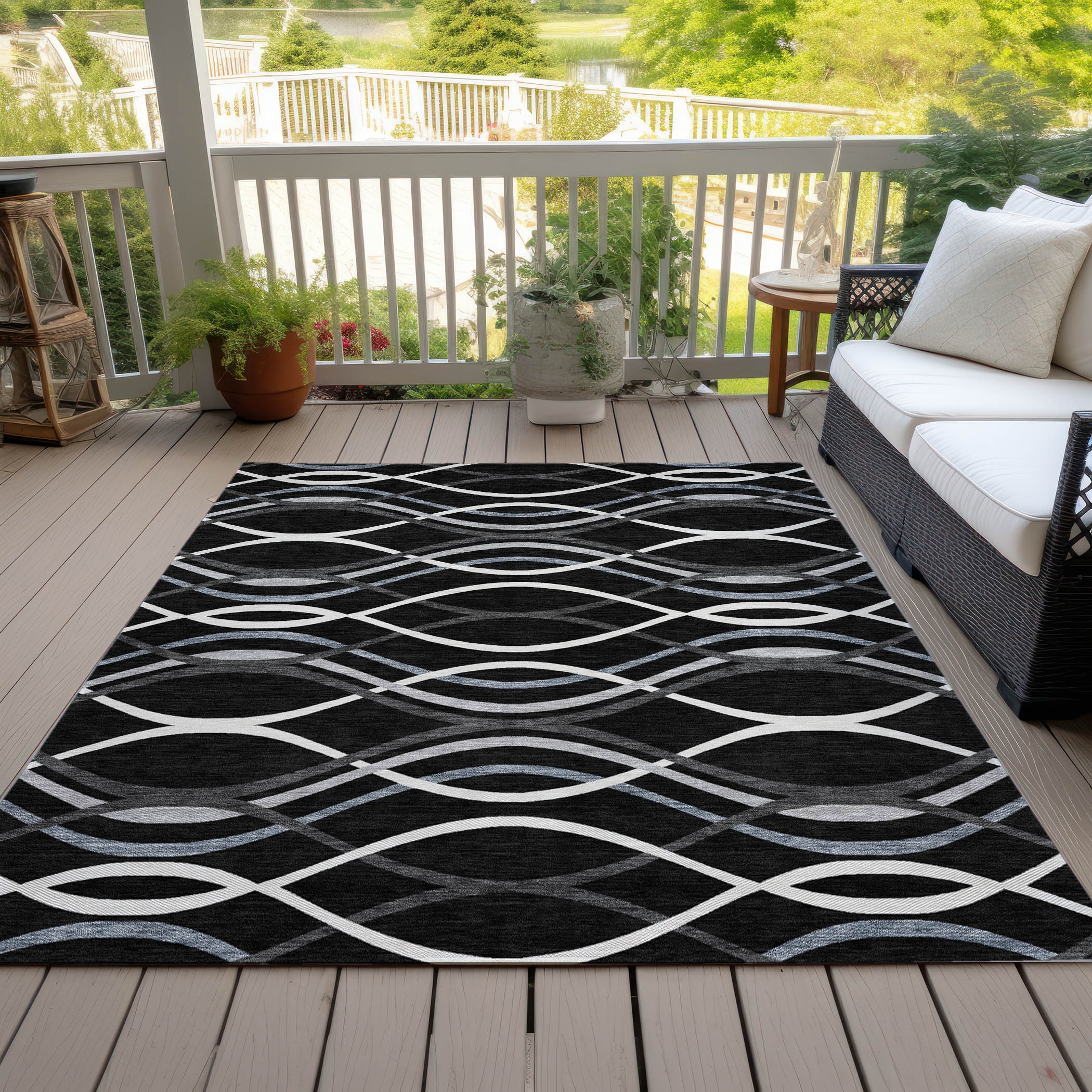 Machine Washable Indoor/ Outdoor Chantille Contemporary Deco Rug