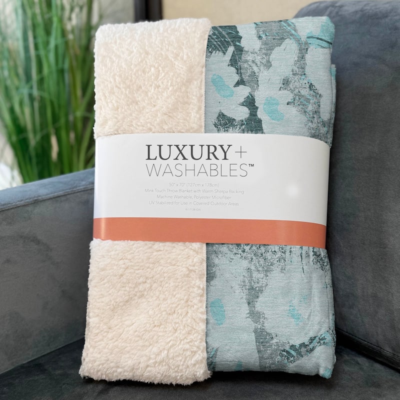 Premium Machine Washable Modern Floral Sherpa Throw Blanket