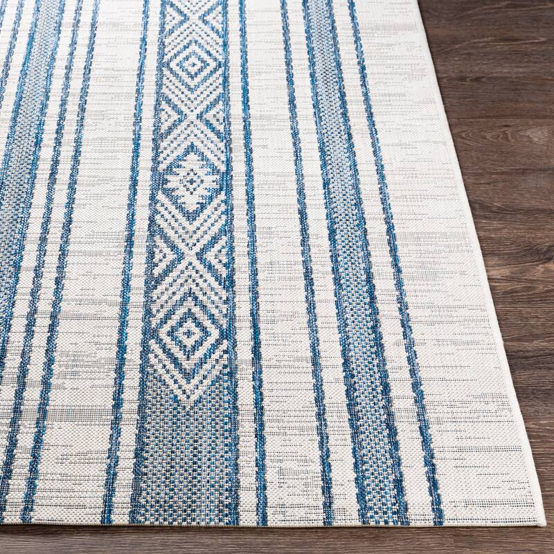 Livabliss Tansy Indoor/ Outdoor Nordic Stripe Area Rug
