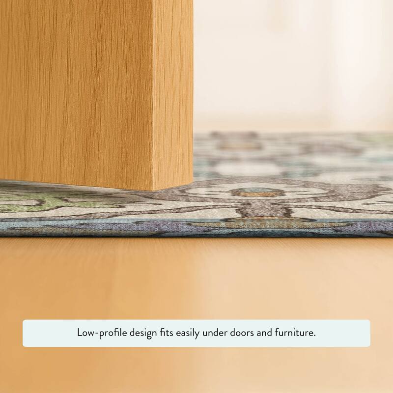 Machine Washable Indoor/ Outdoor Traditional Blanca Chantille Rug