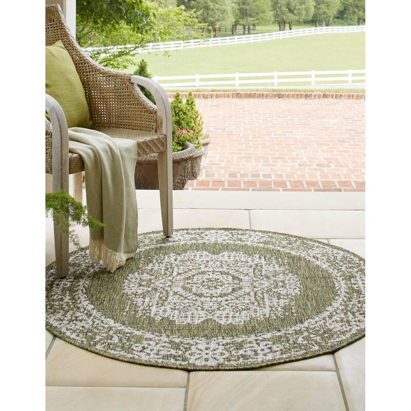 Outdoor Nirie Collection Area Rug