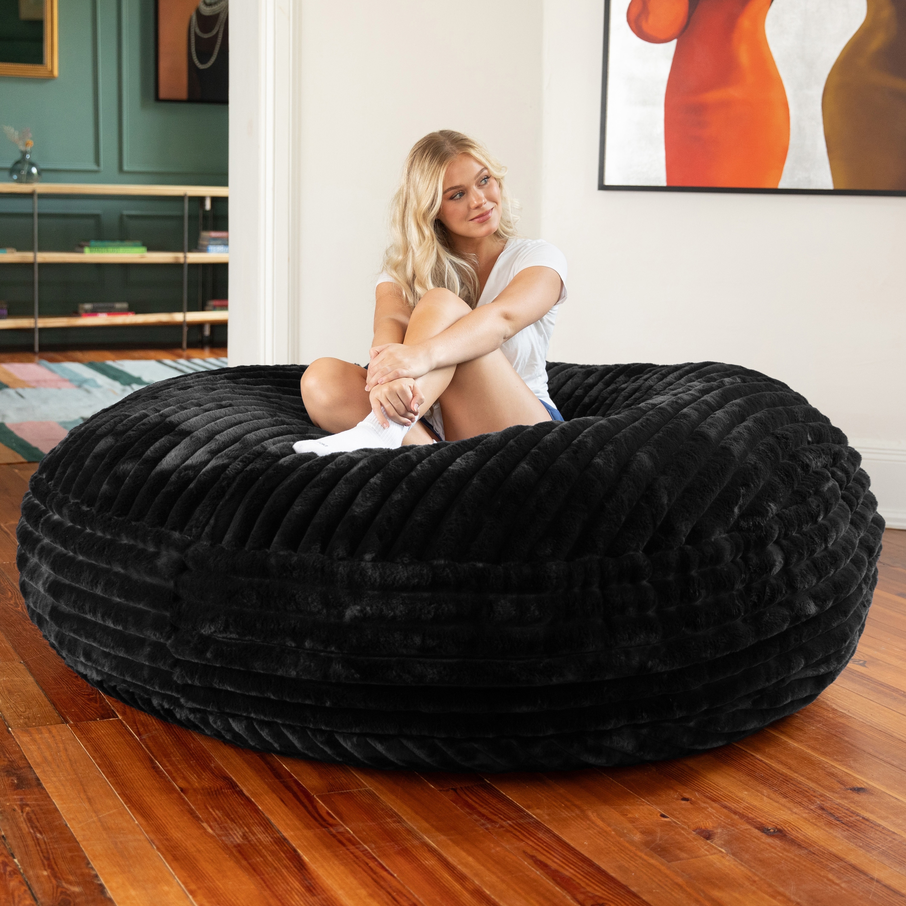 Black fluffy discount bean bag chair