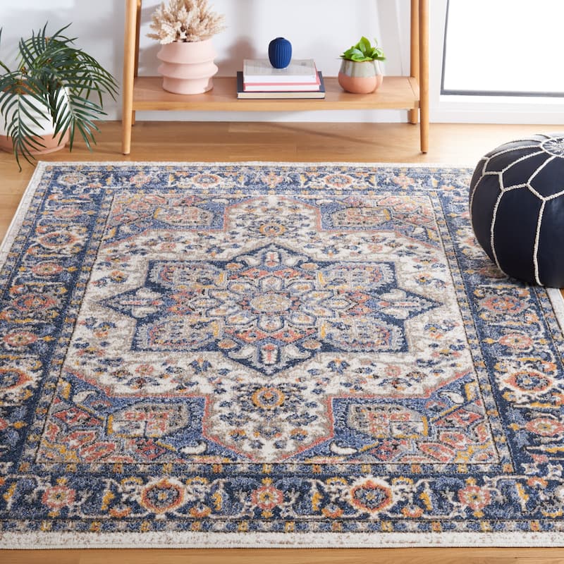 SAFAVIEH Astoria Margund Oriental Rug