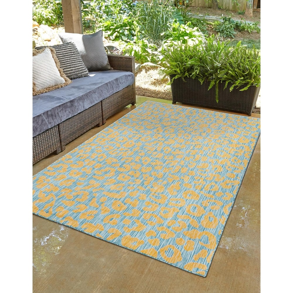 Outdoor Gallery Collection Area Rug