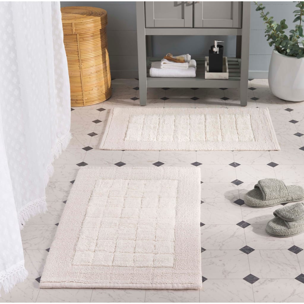 SAFAVIEH Home Bennett Boarder Grid 32"L x 20"W Bathmat Set of 2