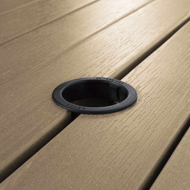 Highwood Commercial Grade 48" Round Dining Height Table