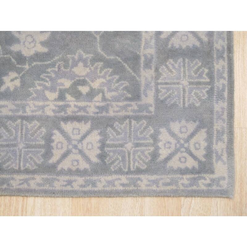 Gray Hand-Tufted Wool Traditional Overdyed Rug, 7'9 x 9'9 - Contemporary neutral tones for easy decor matching. - N/A