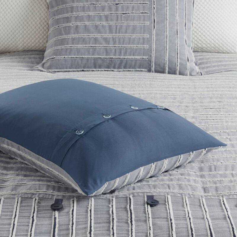 Madison Park Signature Essence Oversized Cotton Clipped Jacquard Comforter Set with Euro Shams and Throw Pillows