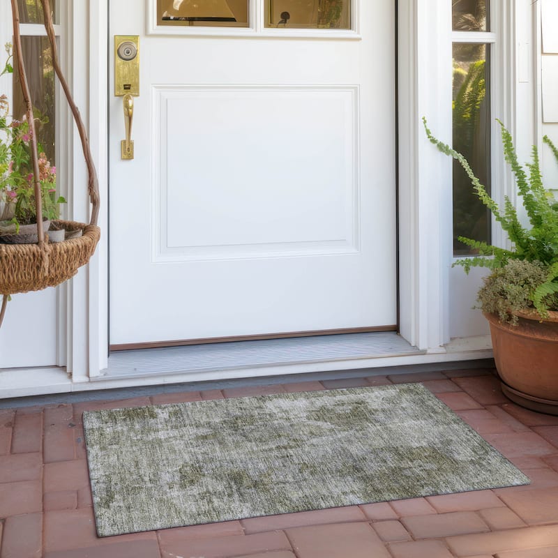 Machine Washable Indoor/ Outdoor Modern Ombre Chantille Rug - Beige - 1'8" x 2'6"