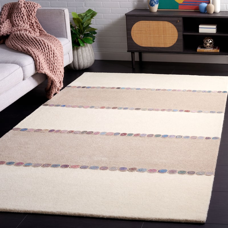 SAFAVIEH Handmade Fifth Avenue Bibiane Mid-Century Modern New Zealand - 5' x 8' - Ivory/Beige - Rectangle