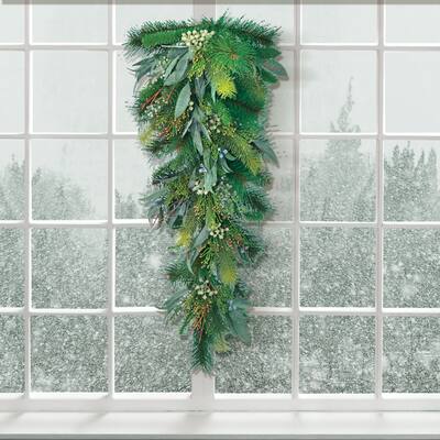 32" Seeded Eucalyptus, Pine Teardrop