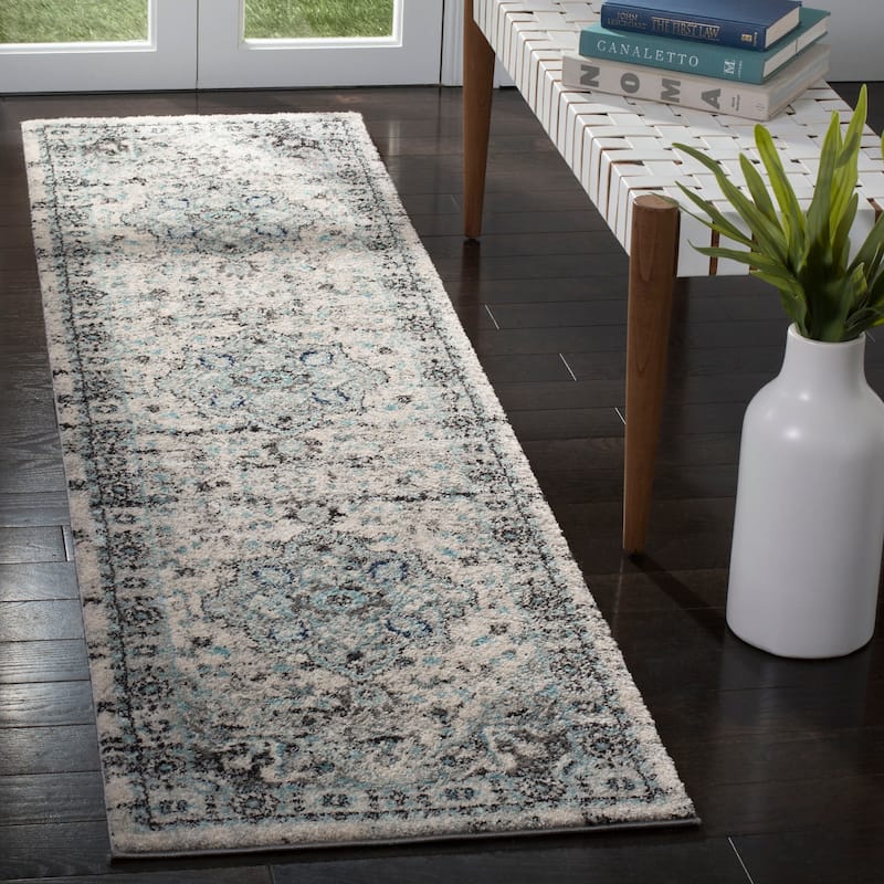 SAFAVIEH Madison Willene Vintage Boho Oriental Medallion Rug