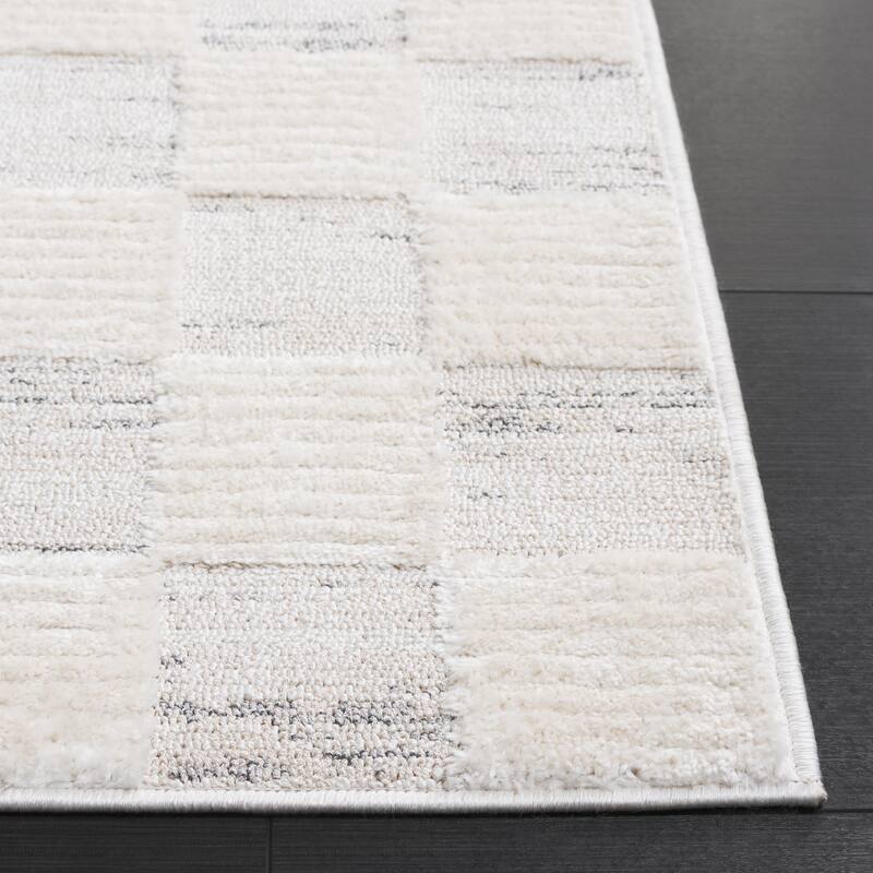 SAFAVIEH Elmhurst Azusa Modern & Contemporary Rug