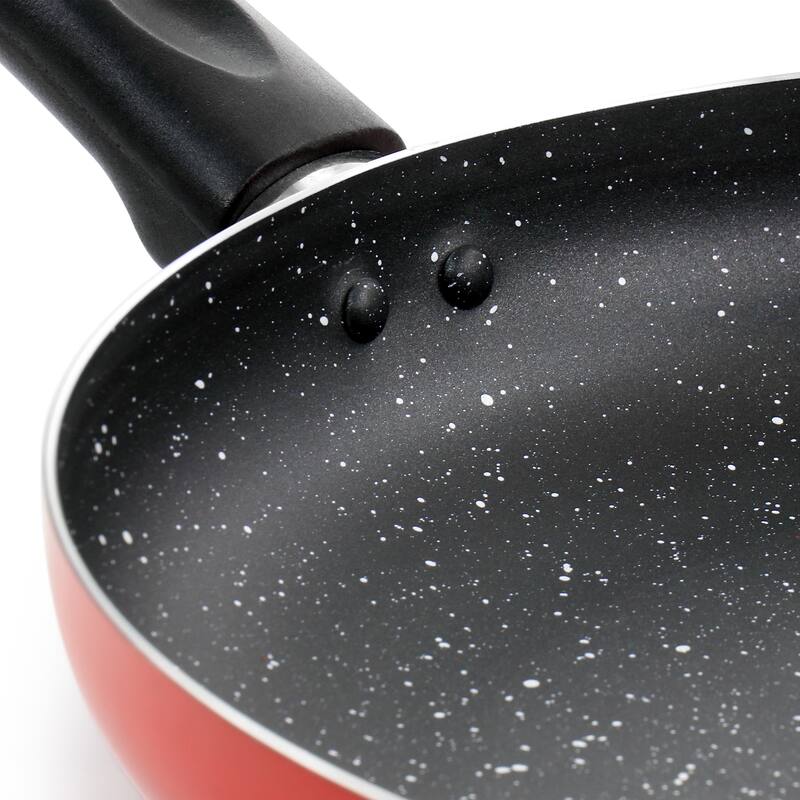 9.5 Inch Aluminum Nonstick Frying Pan in Cherry
