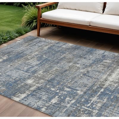HomeRoots Geometric Transitional Rectangle Outdoor Rug