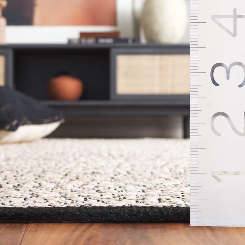 SAFAVIEH Natural Fiber Treva Casual Jute Rug