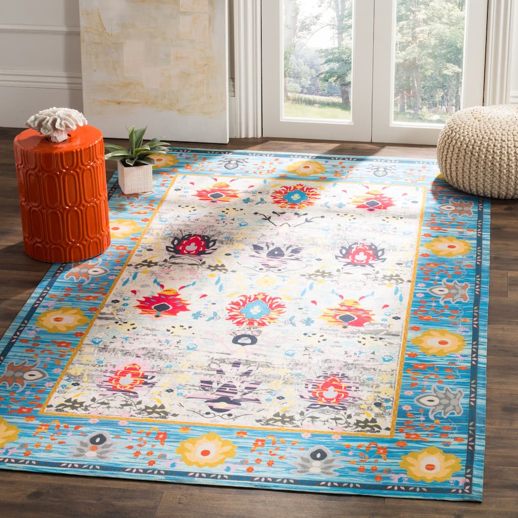 SAFAVIEH Handmade Cedar Brook Evelena Modern Rug