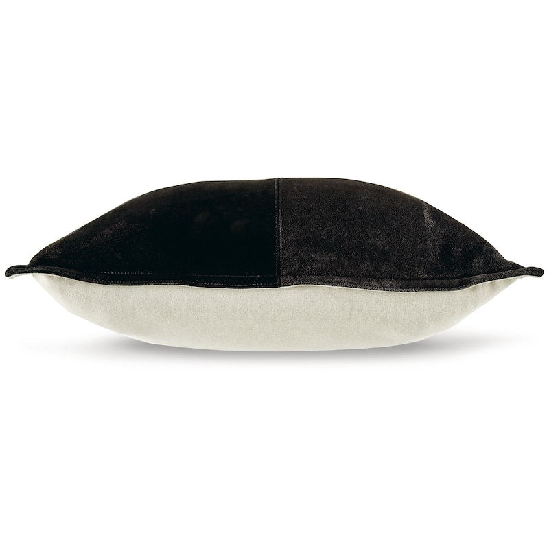Signature Design by Ashley Rayvale Black/White Pillow (Set of 4)