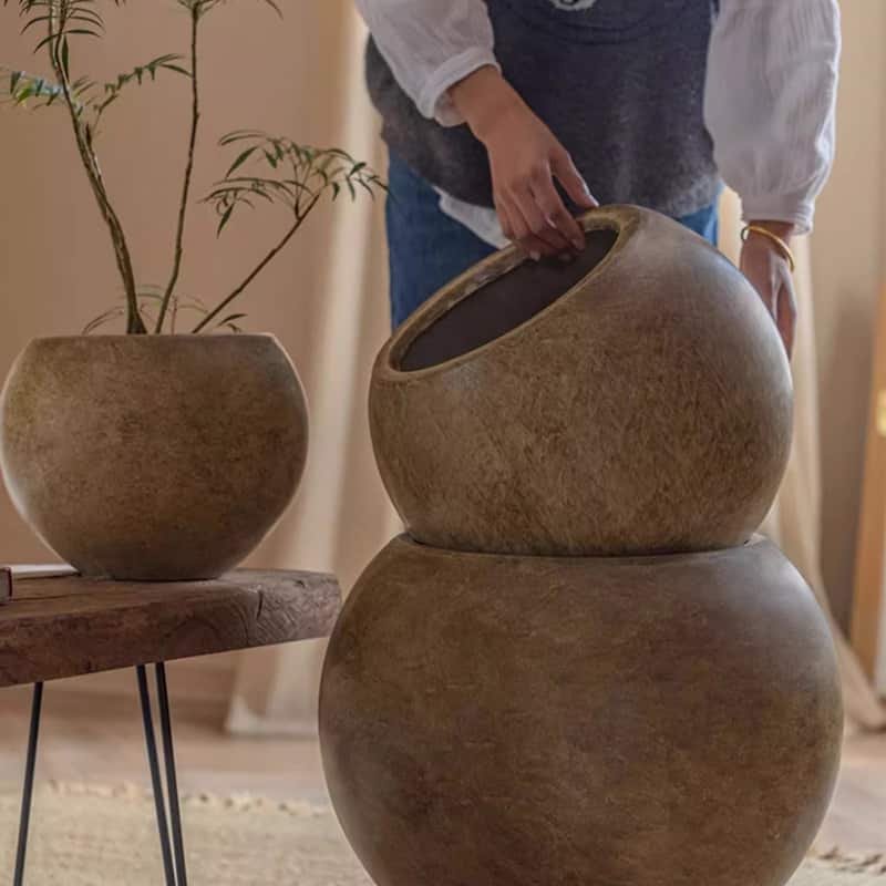 RusticReach Round Magnesium Clay Planter