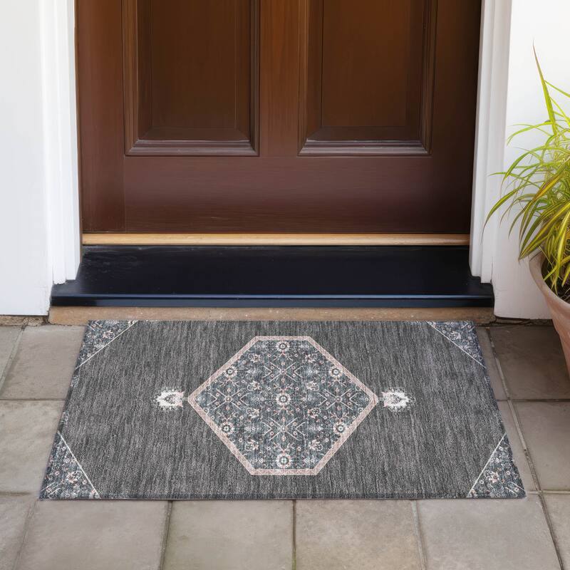 Machine Washable Indoor/ Outdoor Traditional Chantille Rug - Charcoal - 1'8" x 2'6"