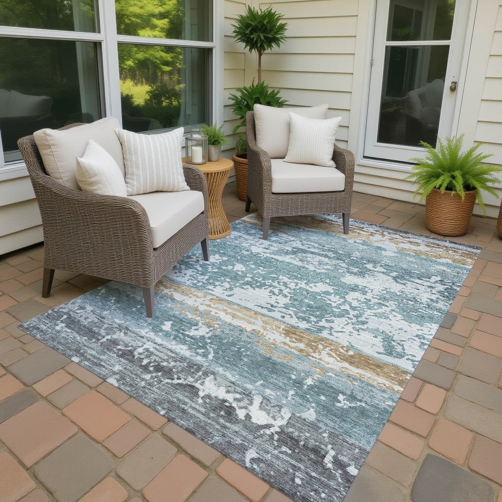 Machine Washable Indoor/ Outdoor Vintage Ombre Chantille Rug