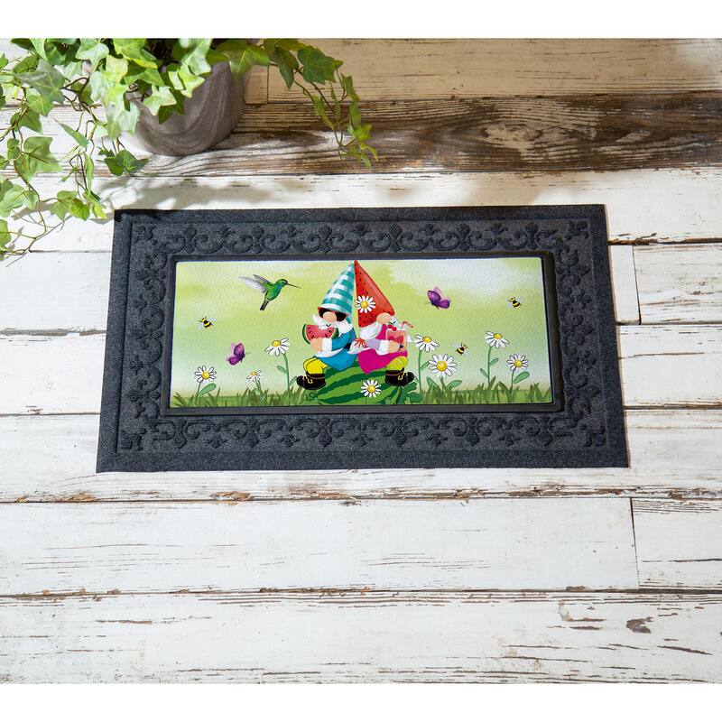 22 in. x 10 in. Chillin Gnome Couple Sassafras Switch Mat