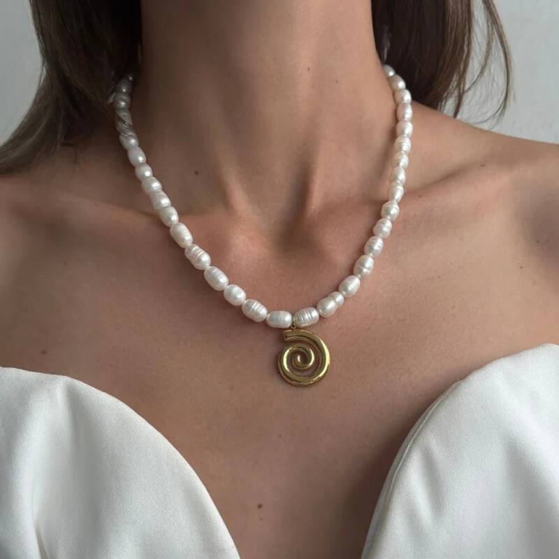 Bliss Diamond Athena 18" Pearl Yellow Gold Plated Pendant Necklace