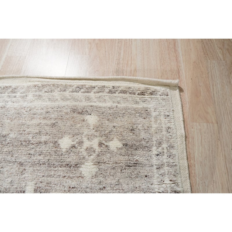 Hand-Knotted Wool & Bamboo Silk Modern Classic Rug, 8' x 10', Blue Area Rug, Stylish Soft Texture for Living Spaces - L
