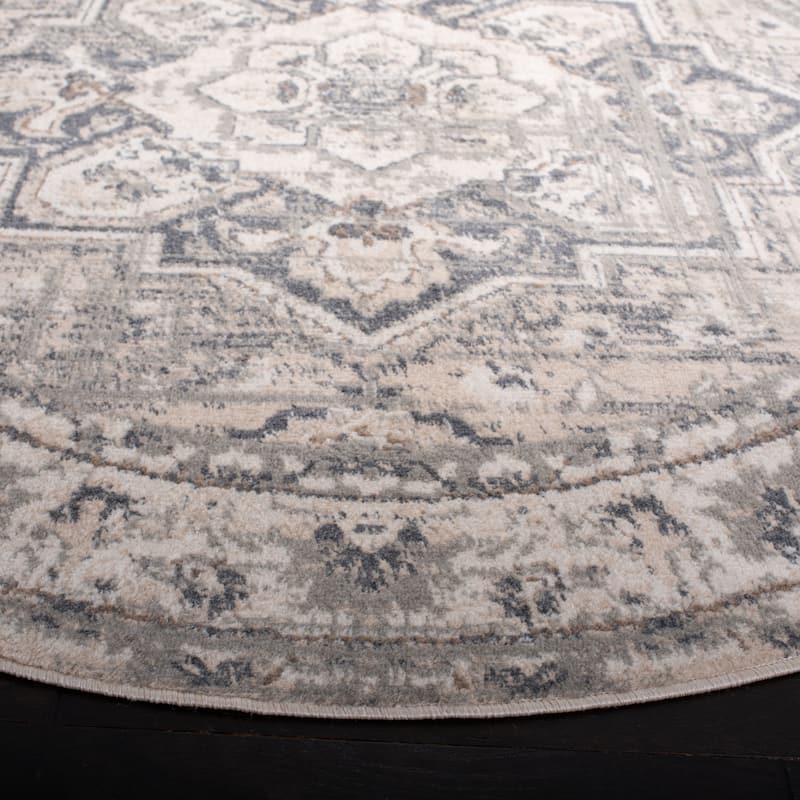 SAFAVIEH Pyramid Jack Traditional Rug