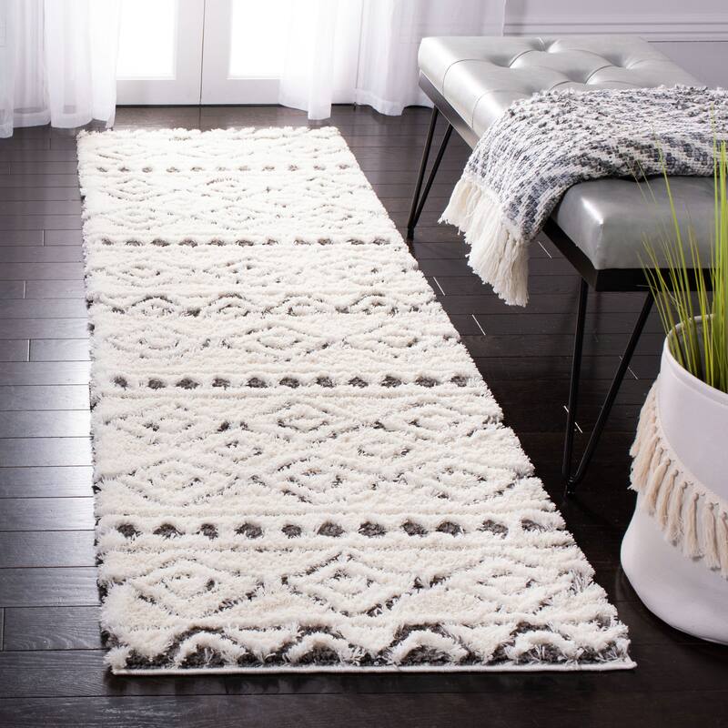 SAFAVIEH Sparta Shag Zetta Geometric Rug - 2'3" x 8' Runner - Ivory/Grey