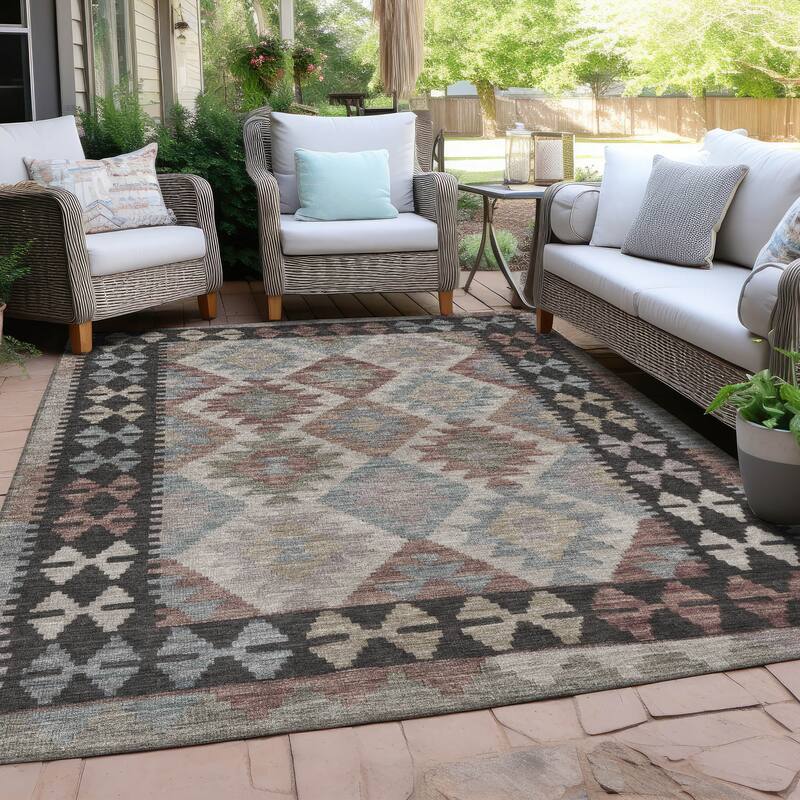 Machine Washable Indoor/ Outdoor Boho Global Chantille Rug - Taupe - 8' x 10' - Rectangle