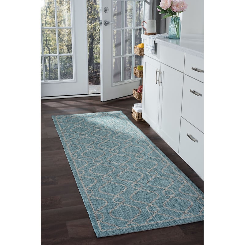Colonnade Transitional Geometric Indoor/Outdoor Area Rug