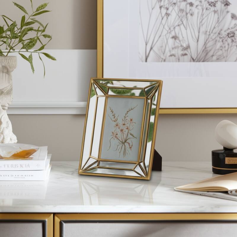 Polyresin Decorative Geometric Border Photo Frame Modern Accent Design