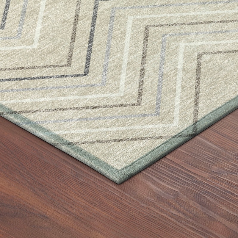 Machine Washable Indoor/ Outdoor Modern Chevron Chantille Rug