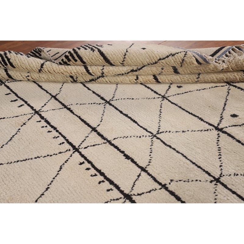 Trellis Moroccan Style Area Rug Hand-Knotted Wool Carpet - 7'10" x 10'3"