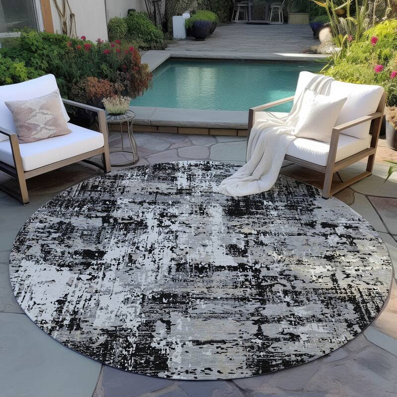 Machine Washable Indoor/ Outdoor Abstract Chantille Rug - Black - 8' x 8'
