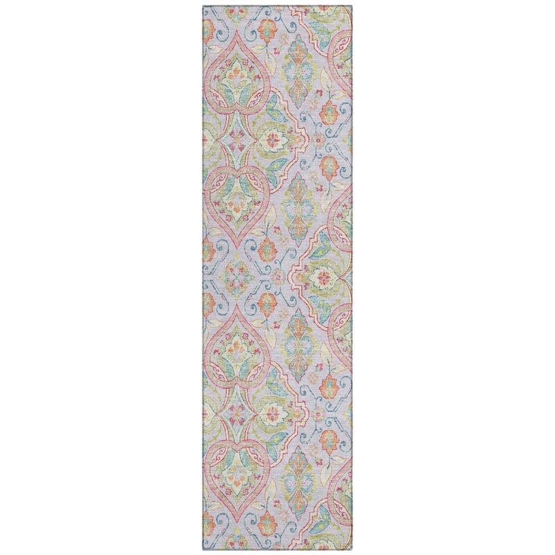 Machine Washable Indoor/Outdoor Traditional Spades Chantille Rug