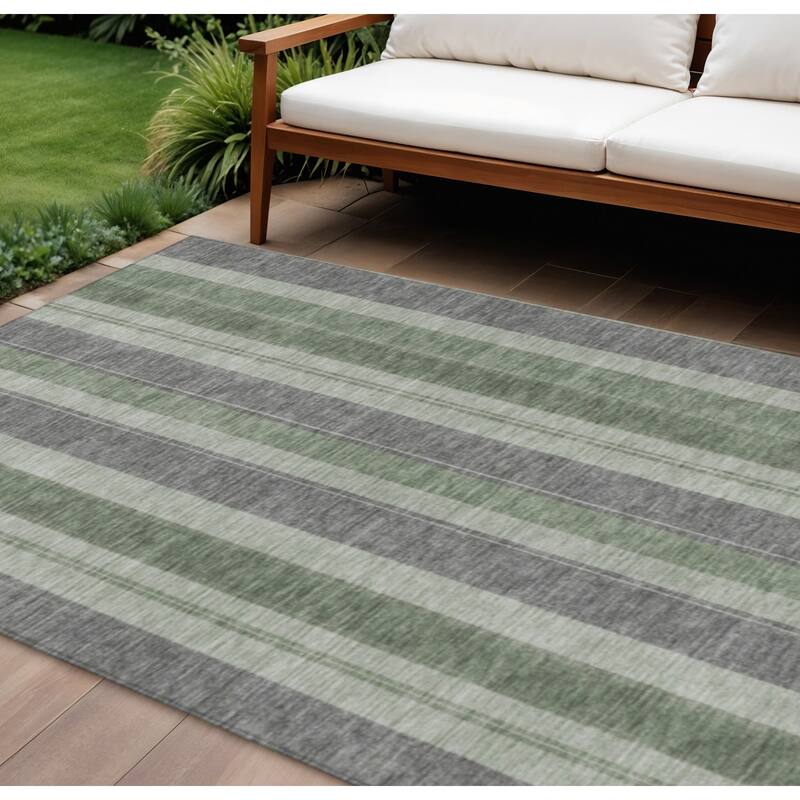 HomeRoots Striped Transitional Rectangle Outdoor Rug - 10' X 14'