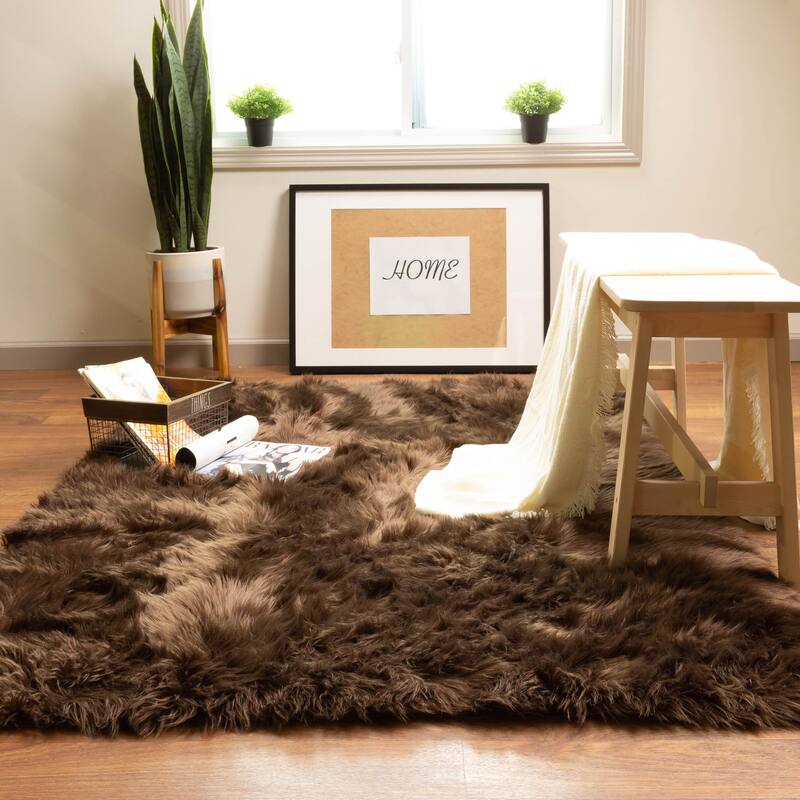 Silver Orchid Parrott Faux Fur Sheepskin Area Rug - 2' X 3' - Dark brown