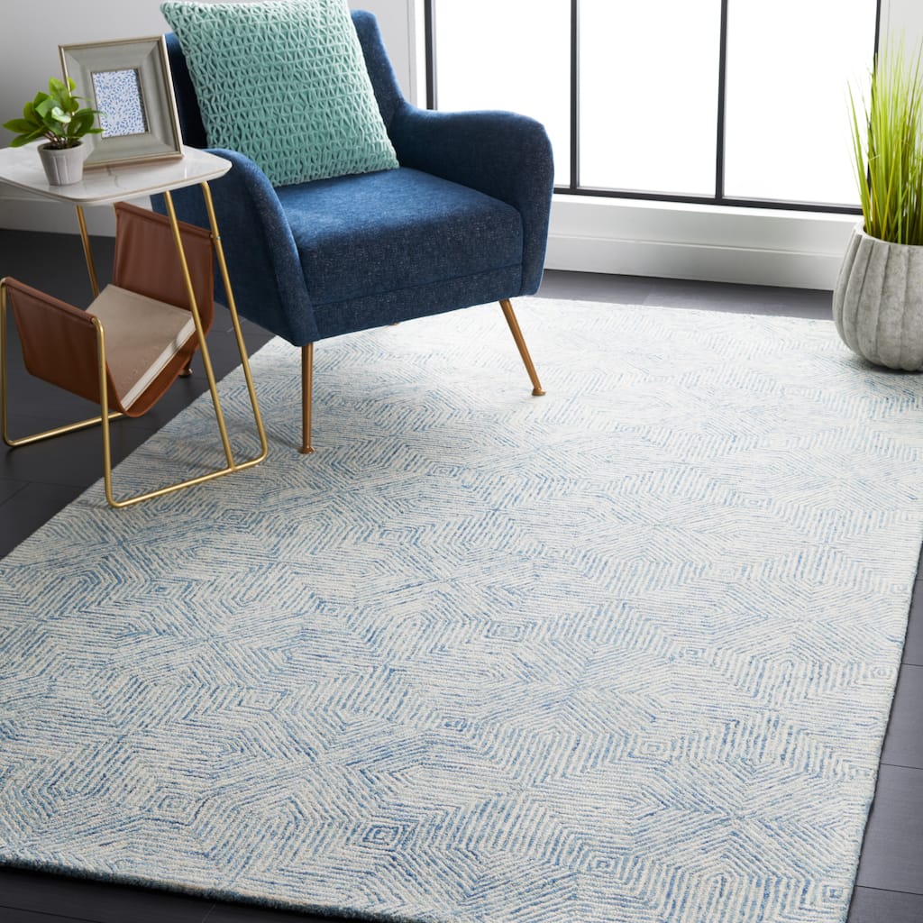 SAFAVIEH Handmade Abstract Auli Modern Wool Rug