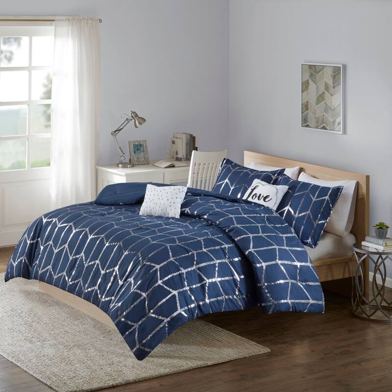 Intelligent Design Khloe 5-pc. Metallic Printed Comforter Set
