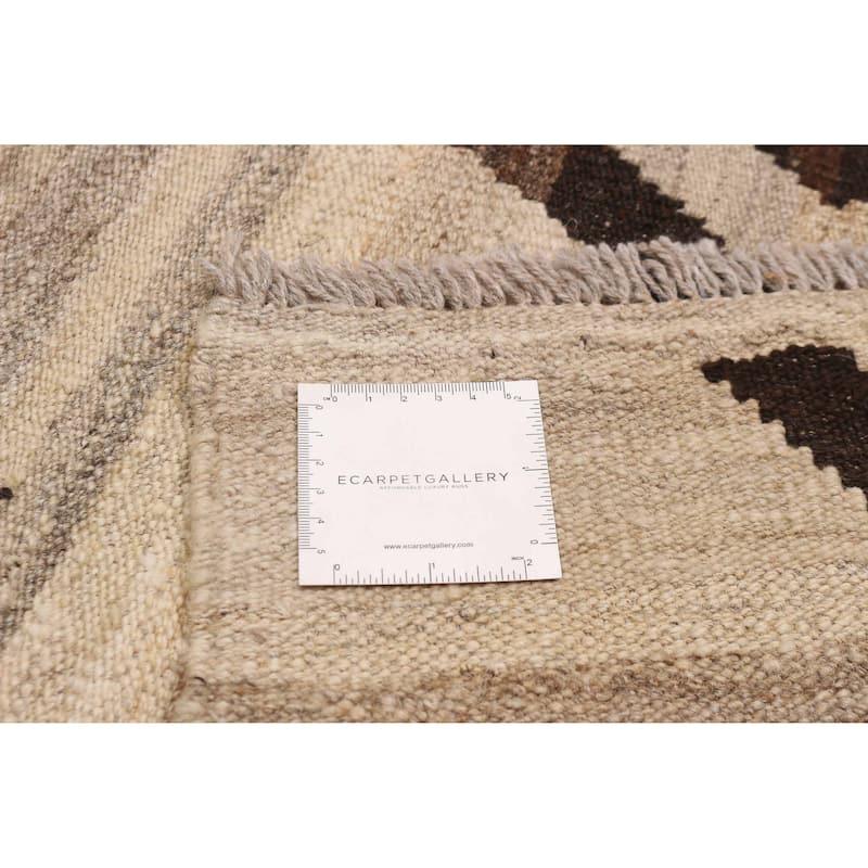 Sivas Beige Kilim 5'11" x 8'1" - 5'11 x 8'1
