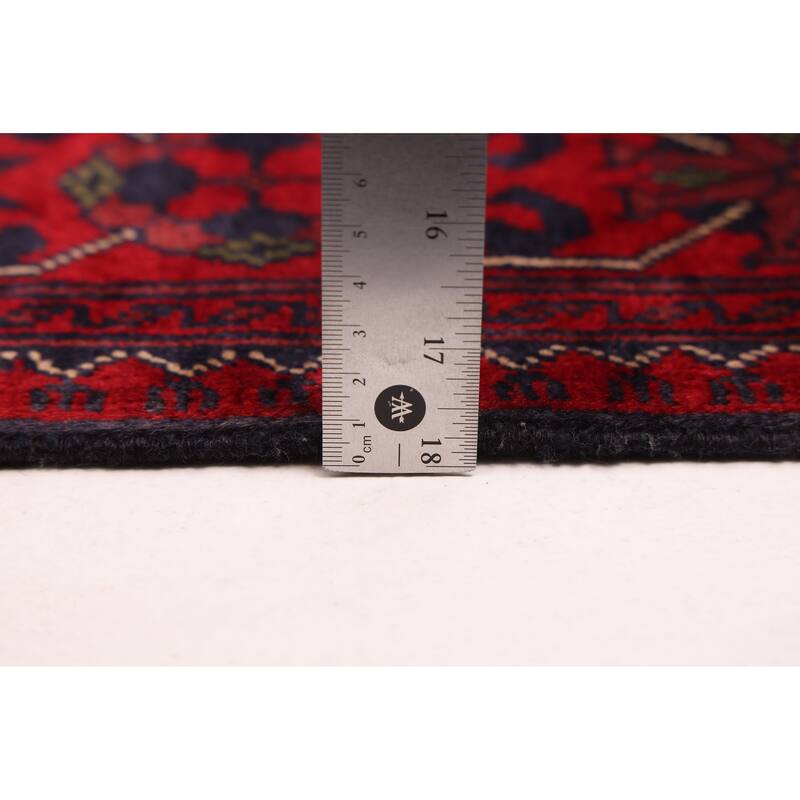 ECARPETGALLERY Hand-knotted Finest Khal Mohammadi Red Wool Rug - 3'1 x 6'9