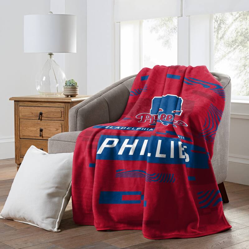 MLB Digitize Raschel Throw Blanket