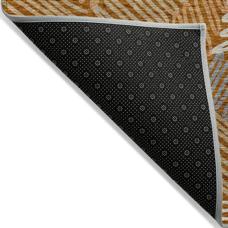 Machine Washable Indoor/ Outdoor Chantille Contemporary Squiggles Rug