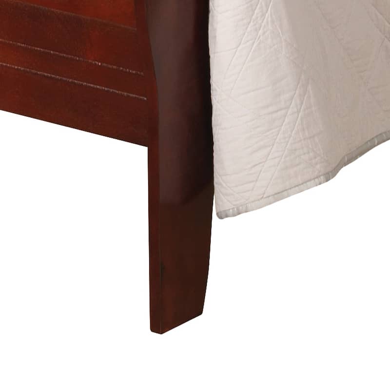 Traditional Full Bed with Cherry Finish, Durable Construction, and Generous Size for Comfort