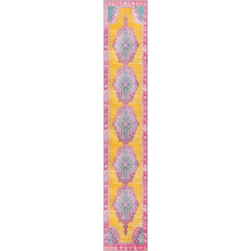 Traditional Rine Collection Area Rug